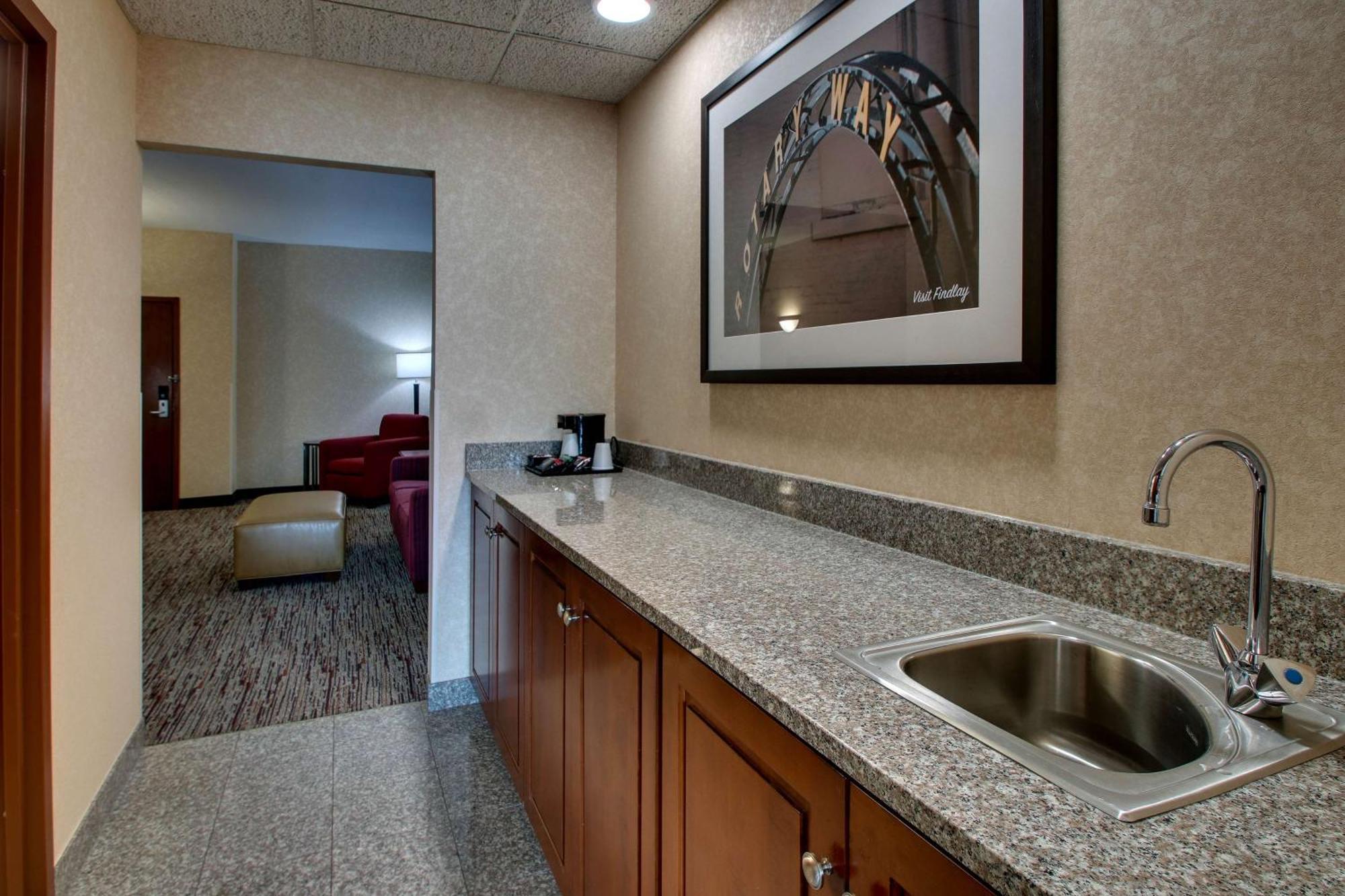 Drury Inn & Suites Findlay Exteriér fotografie